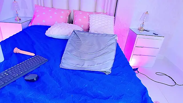 alanarose18's cam snapshot