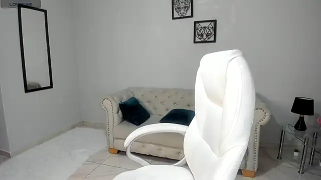 AdaraCruz's cam snapshot