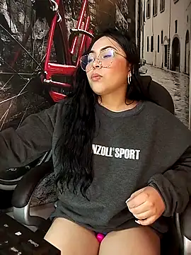 Elinaax's cam snapshot