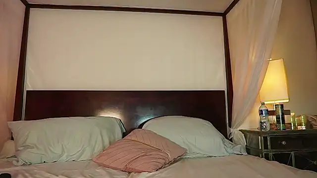 Katyerave live sex cam