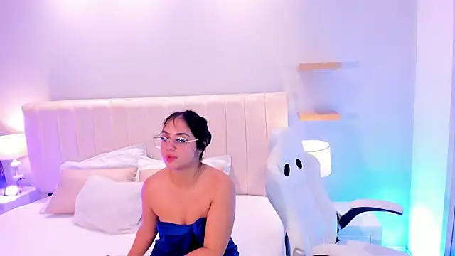 manyaa_'s cam snapshot