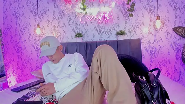 Bonny_and_carrot's cam snapshot