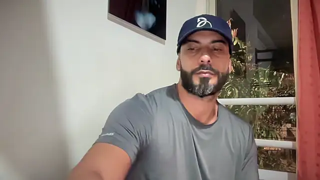 romeolovedark live sex cam