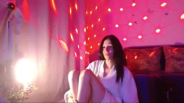 ElysaSun's cam snapshot