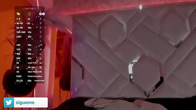 Sara_Foxx1's cam snapshot