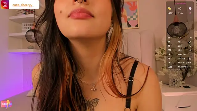 cute__cherry_'s cam snapshot