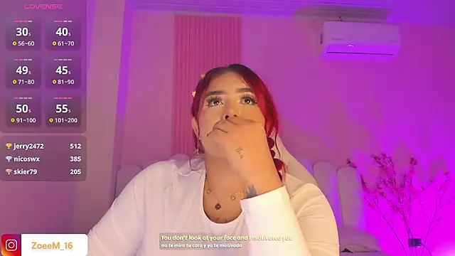 Zoe1_2's cam snapshot