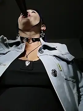 sophie_banger's cam snapshot