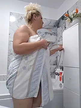 Divineblond's cam snapshot