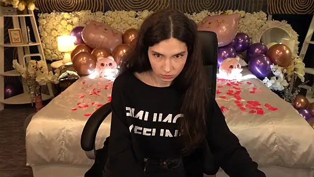 BabyFlowerr's cam snapshot