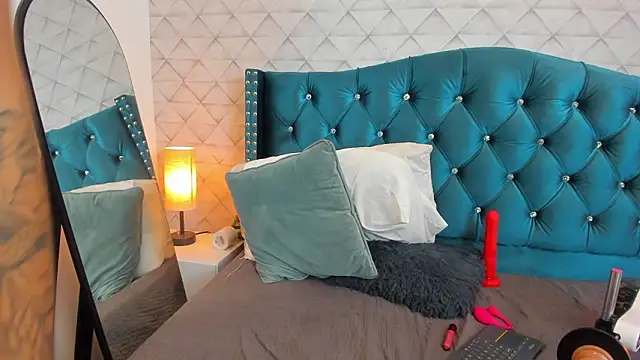 Valery_jame's cam snapshot