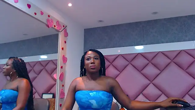 Thegreatonelady live sex cam