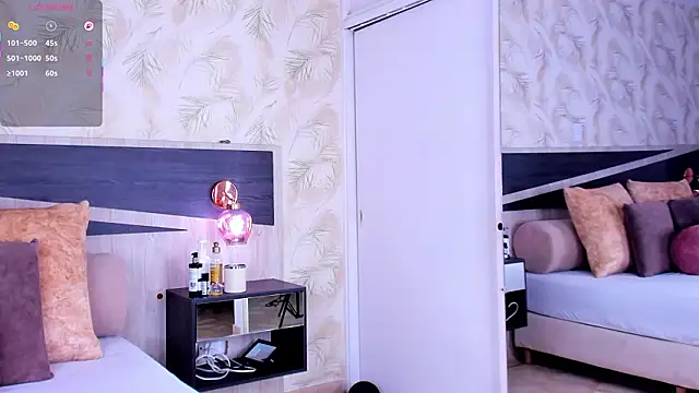 Travis_lenox_ live sex cam