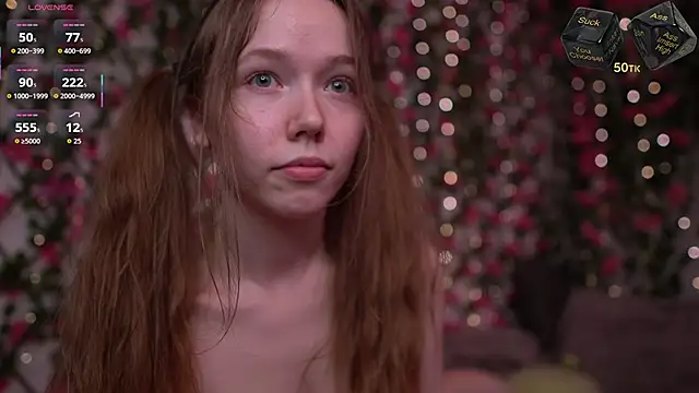 Petite_Polly's cam snapshot