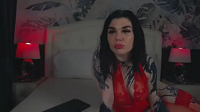MaeveMoon live sex cam