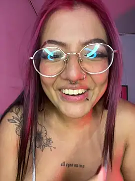 queen_of_you_heart's cam snapshot