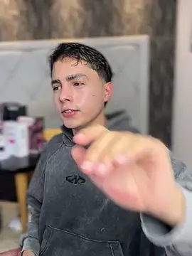 Samu_Hott live sex cam