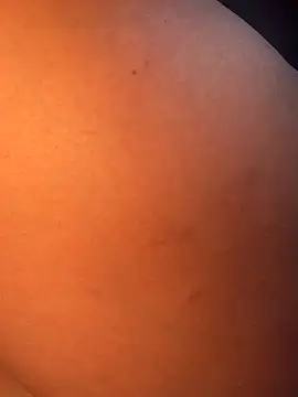 HotAlana_'s cam snapshot