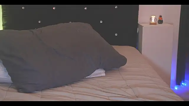 LorenRosse's cam snapshot