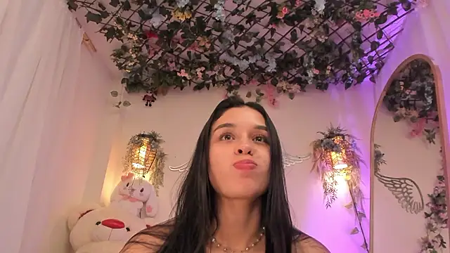 ISA_NIXON's cam snapshot