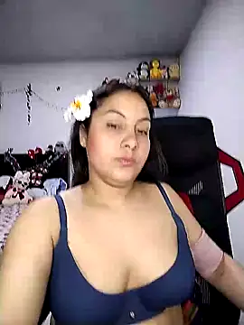 esmeralda_jadees's cam snapshot