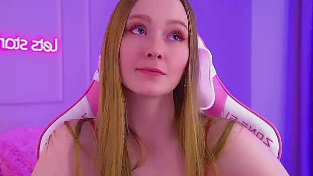 AgataFoxley's cam snapshot