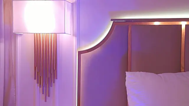 RemyLoon live sex cam