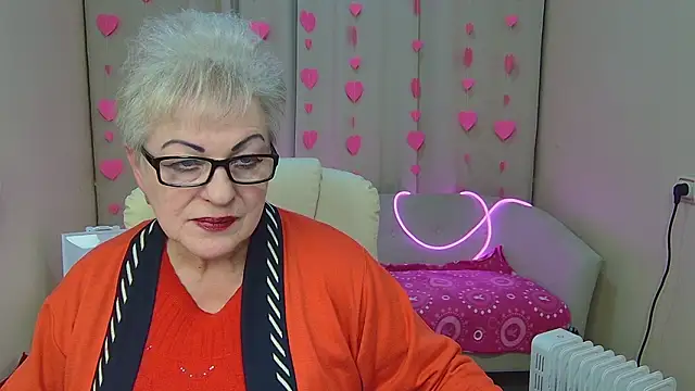 KayleSmoll live sex cam