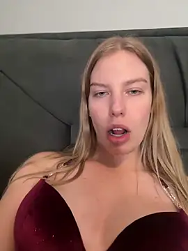 Chloemillerrxx live sex cam