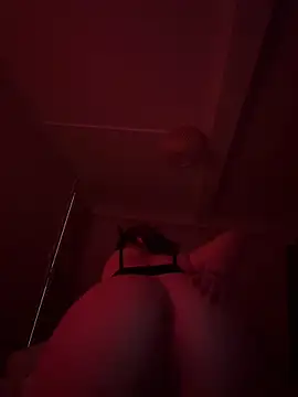 FrancaiseLili's cam snapshot