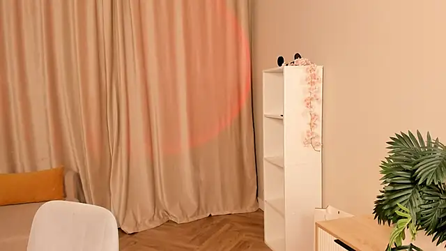 BetteSelbe live sex cam