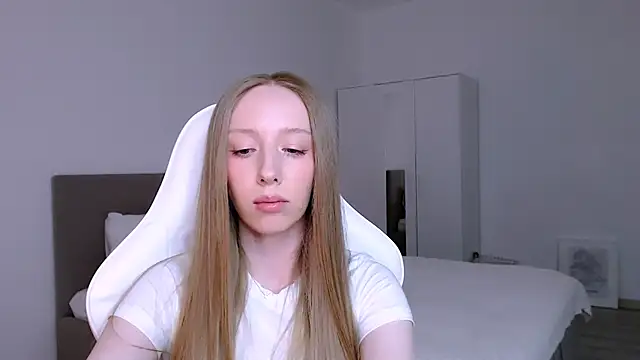 Luna_insniity's cam snapshot