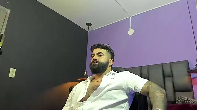 Lyon_vach live sex cam