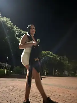 _kathaLopez_'s cam snapshot