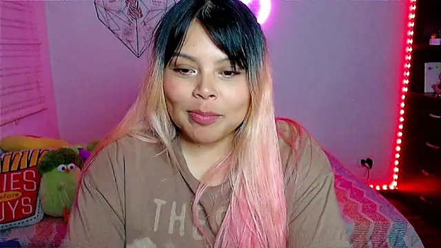 EllieMoonX's cam snapshot