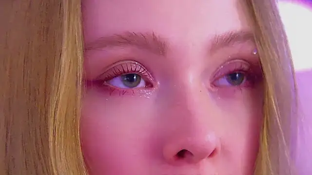 AgataFoxley's cam snapshot