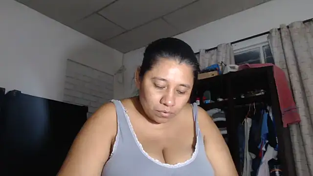 adrixxx38 live sex cam