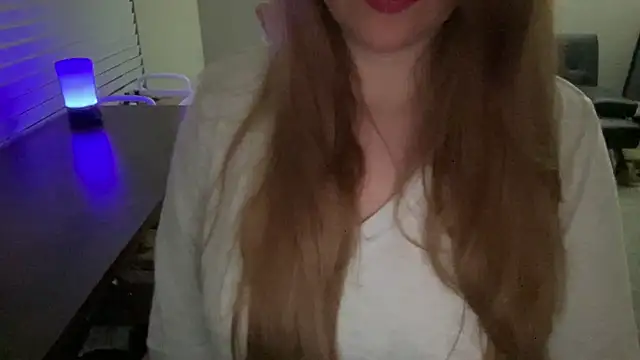 MollyJenson's cam snapshot