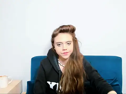 AmazingLilly live sex cam