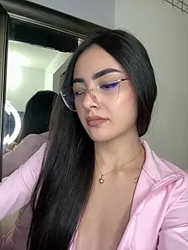 IslaCole live sex cam