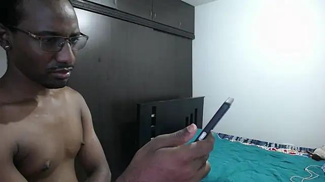 axel_rios_'s cam snapshot