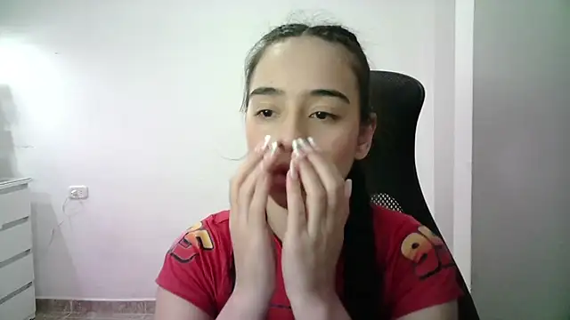 aineangeel's cam snapshot