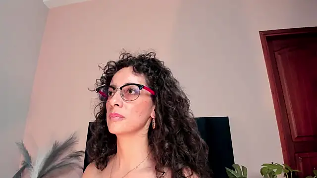 AmaraYasbel's cam snapshot