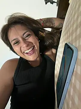 valeria_absurdah's cam snapshot