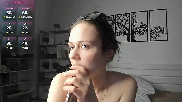 MalvinaTrafford's cam snapshot