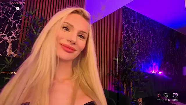 BarbieKara's cam snapshot