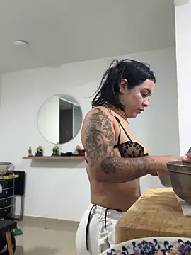 Pretty_Isadora's cam snapshot