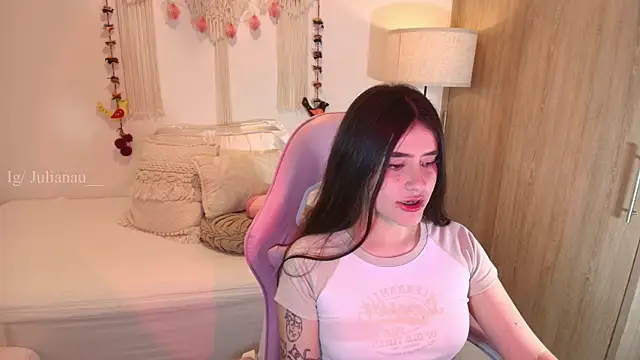 iriswest_'s cam snapshot