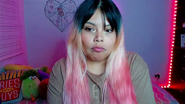 EllieMoonX's cam snapshot