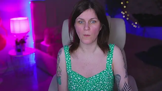 TinaMelt's cam snapshot